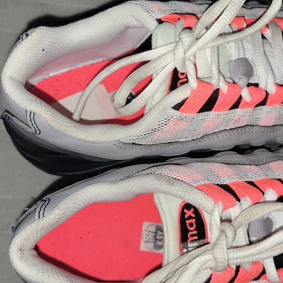 95 air maxs - Picture 5 of 8